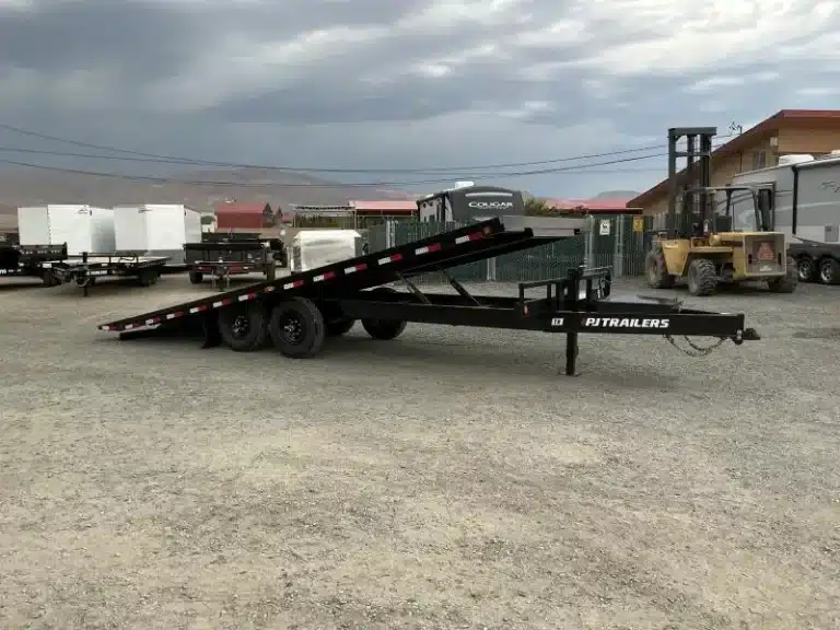 2025 PJ Trailers 102″ x 22′ Deckover Tilt Trailer